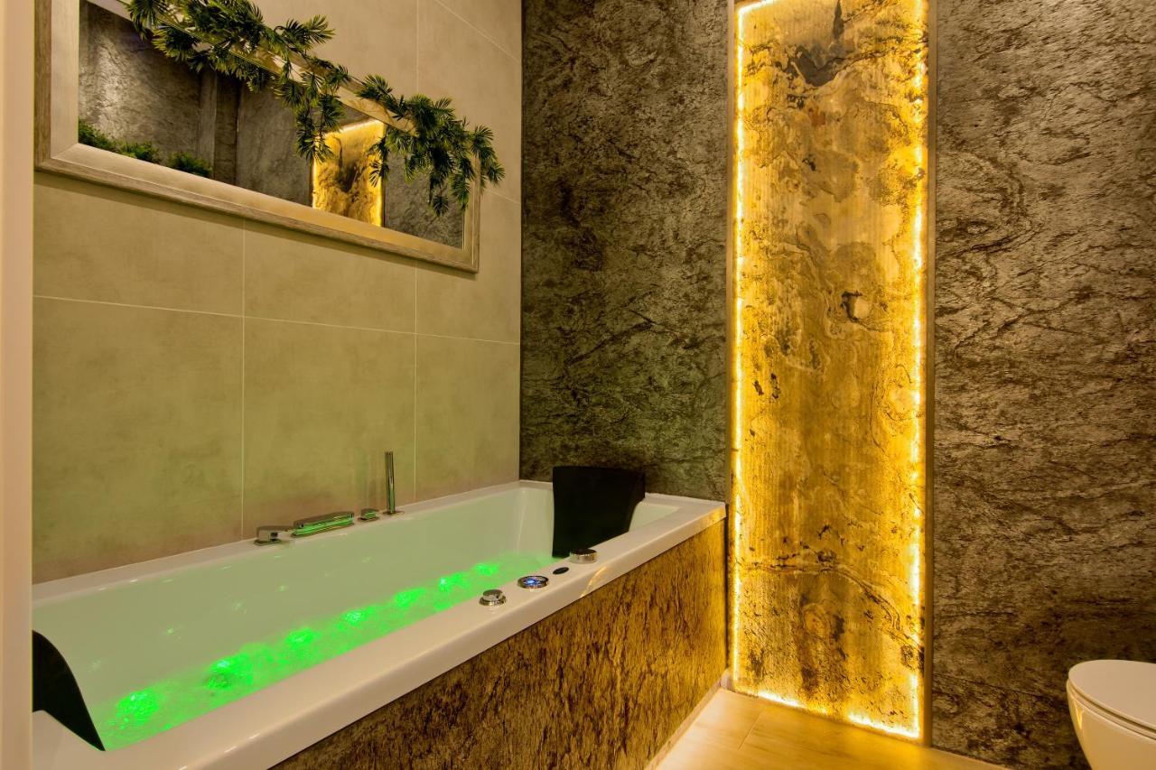 Silver Shine Jacuzzi Krasków Eksteriør bilde