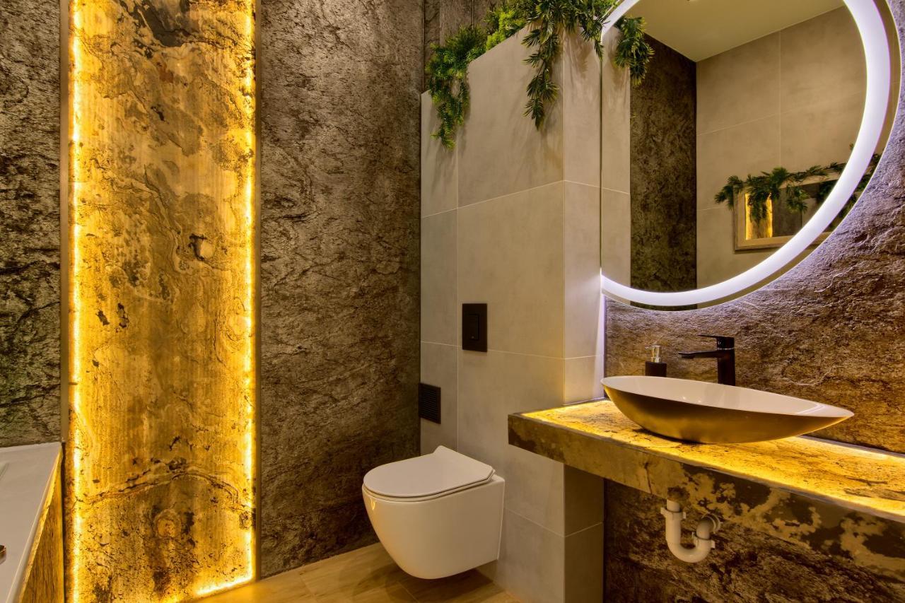 Silver Shine Jacuzzi Krasków Eksteriør bilde