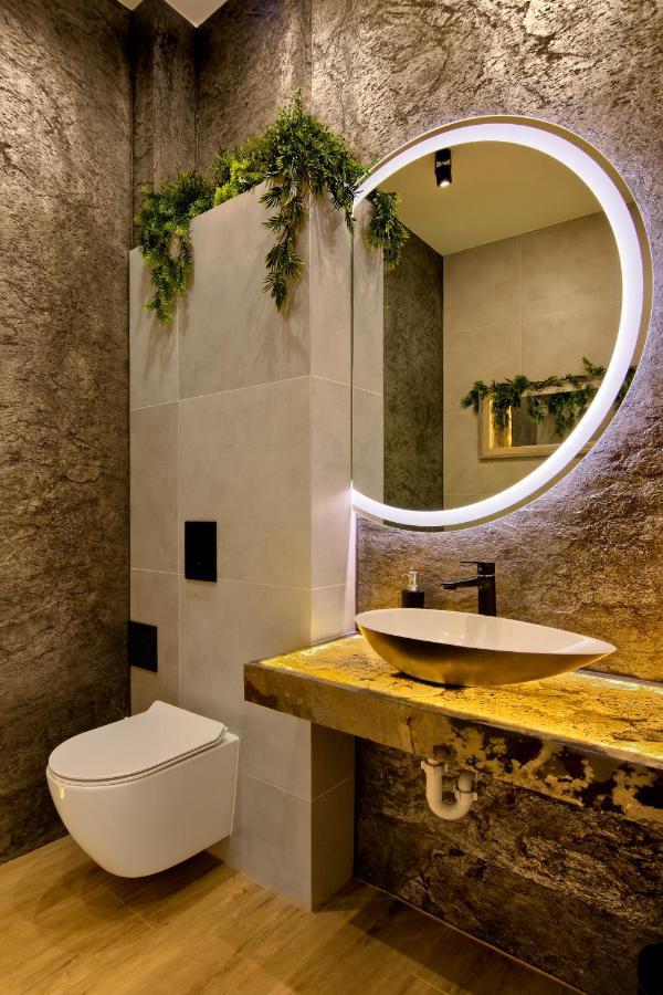 Silver Shine Jacuzzi Krasków Eksteriør bilde